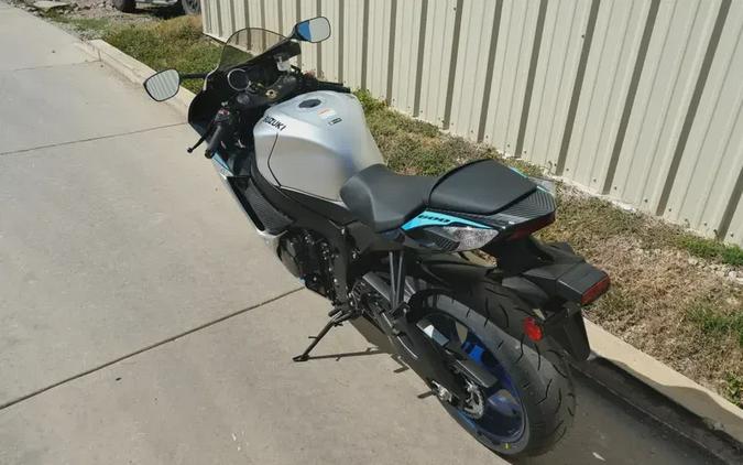 2026 SUZUKI GSX-R600