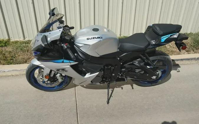 2026 SUZUKI GSX-R600