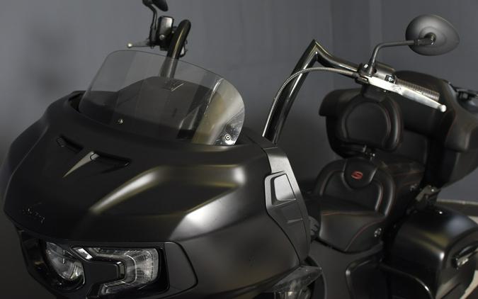 2020 Indian Motorcycle Challenger