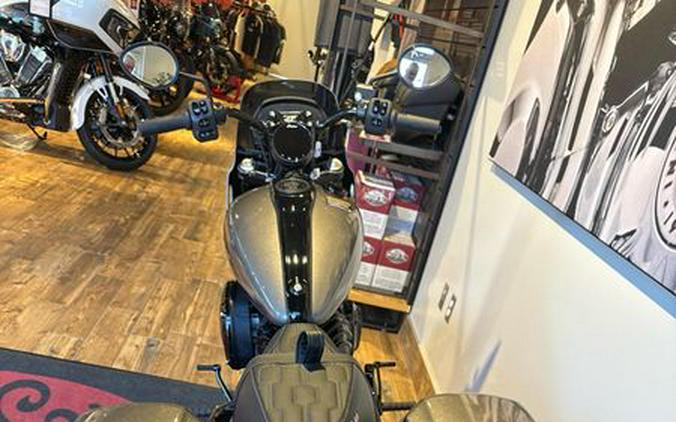New 2025 Indian Motorcycle SPORT CHIEF RT