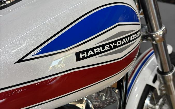 2026 Harley-Davidson Super Glide WHITE ONYX PRL