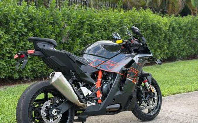2026 KTM RC 990 R