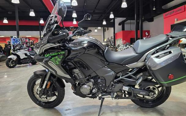 2022 Kawasaki Versys® 1000 SE LT+