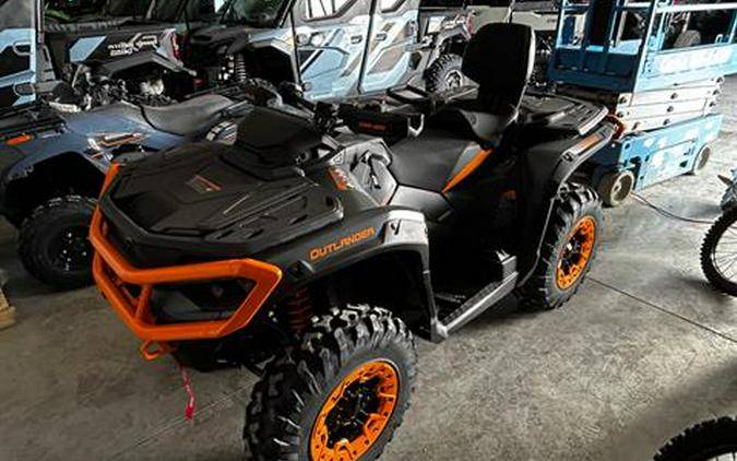 2026 Can-Am Outlander MAX XT-P 1000R Smart-Shox with 10.25 in. touchscreen display