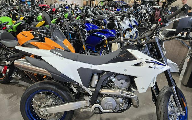 2025 SUZUKI DR-Z4SM