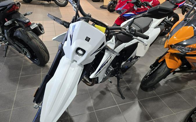 2025 SUZUKI DR-Z4SM