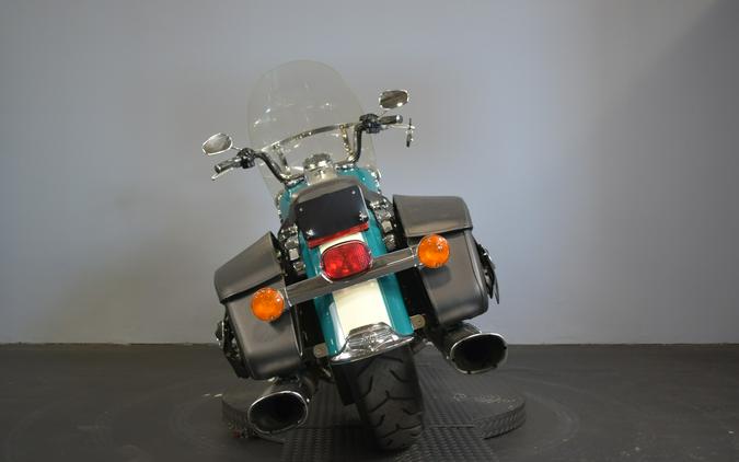 2009 Harley-Davidson Road King Classic Two-Tone Deep Turquoise/Antique White