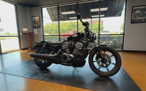 2024 Harley-Davidson® Nightster® Vivid Black
