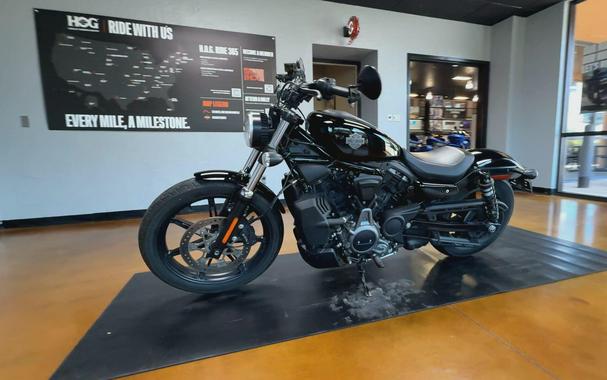 2024 Harley-Davidson® Nightster® Vivid Black