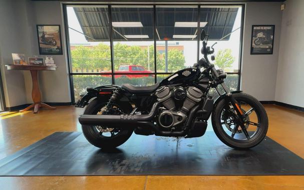 2024 Harley-Davidson® Nightster® Vivid Black