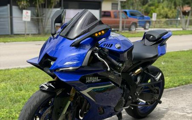 2025 Yamaha YZF-R9