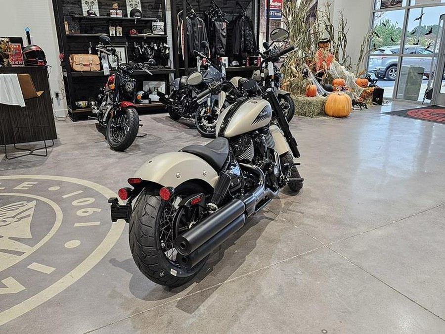 2023 Indian Motorcycle® Chief® Bobber Dark Horse® Silver Quartz Smoke