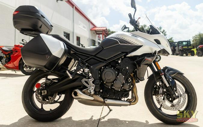 2024 Triumph Tiger 900 GT Snowdonia White Sapphire Black