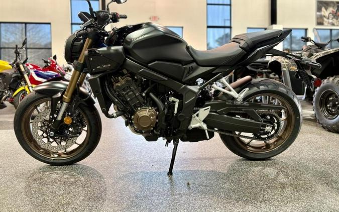 2026 Honda® CB650R E-Clutch