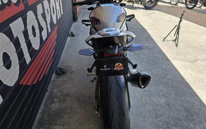 2026 BMW M 1000 R