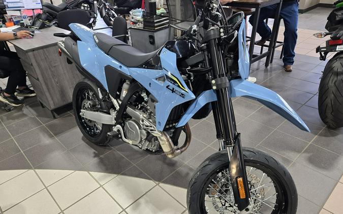 2025 SUZUKI DR-Z4SM