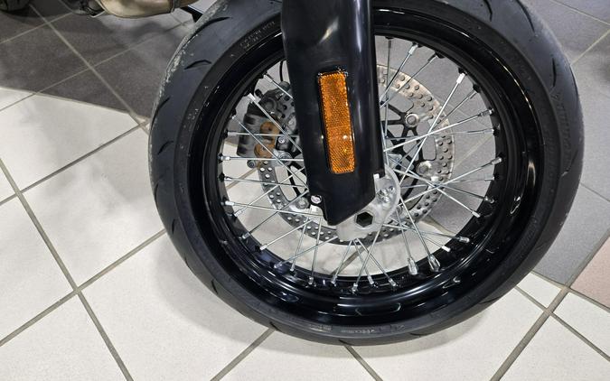2025 SUZUKI DR-Z4SM