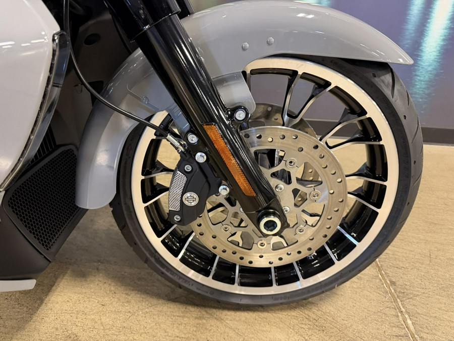 2026 Harley-Davidson Street Glide 3 Limited FLHLT