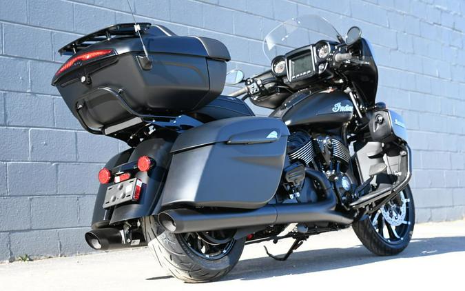 2024 Indian Motorcycle® Roadmaster® Dark Horse® w/Powerband Audio Package Black Smoke