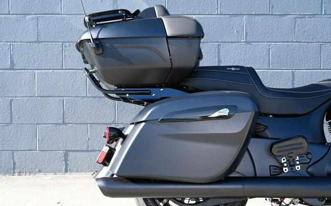 2024 Indian Motorcycle® Roadmaster® Dark Horse® w/Powerband Audio Package Black Smoke