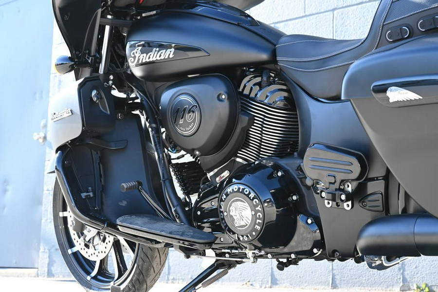 2024 Indian Motorcycle® Roadmaster® Dark Horse® w/Powerband Audio Package Black Smoke