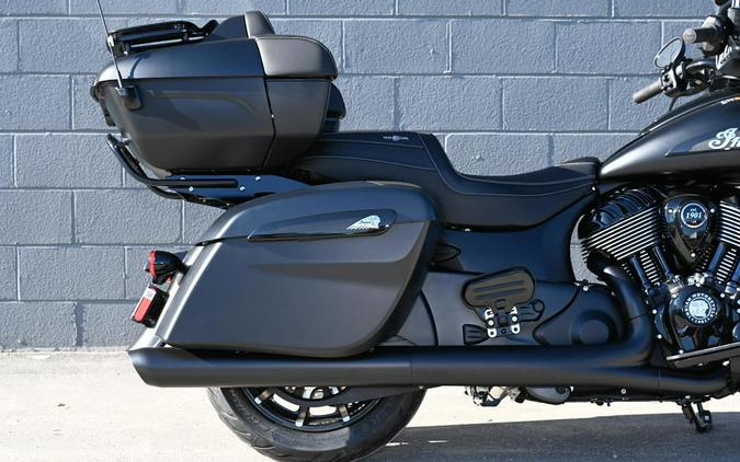 2024 Indian Motorcycle® Roadmaster® Dark Horse® w/Powerband Audio Package Black Smoke