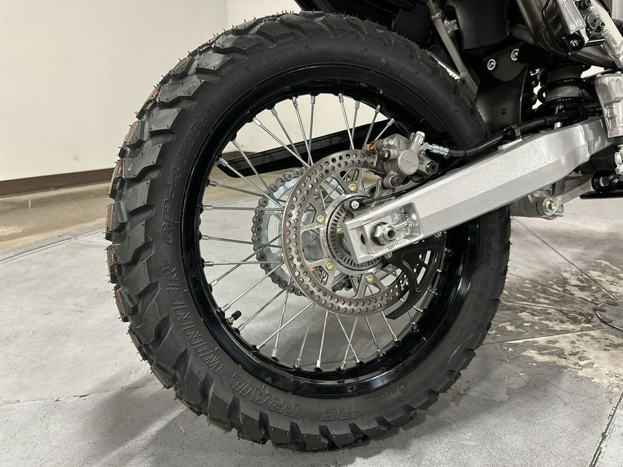 2026 Suzuki DR-Z 4S+