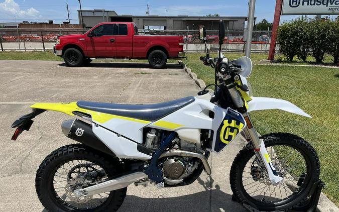 2022 Husqvarna FE 350s Review [Dual Sport Motorcycle Test]