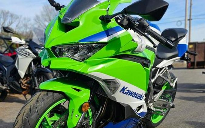 2024 Kawasaki Ninja® ZX™-4RR 40th Anniversary Edition ABS