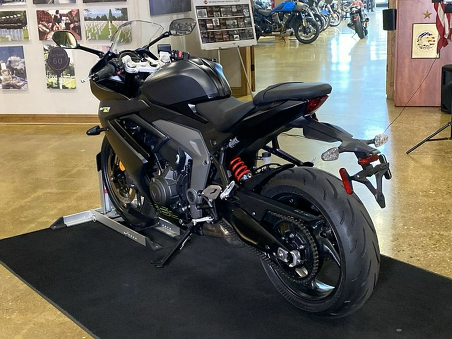 2025 Triumph Daytona 660 Satin Granite/Satin Black 660