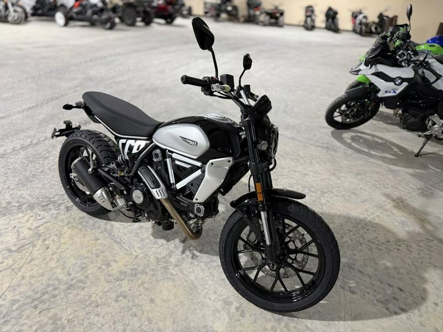 2025 Ducati Scrambler Nightshift