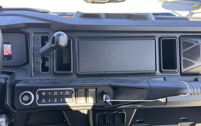 2026 Can-Am® Defender MAX XT HD11