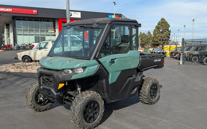 2026 Can-Am Defender DPS CAB HD9