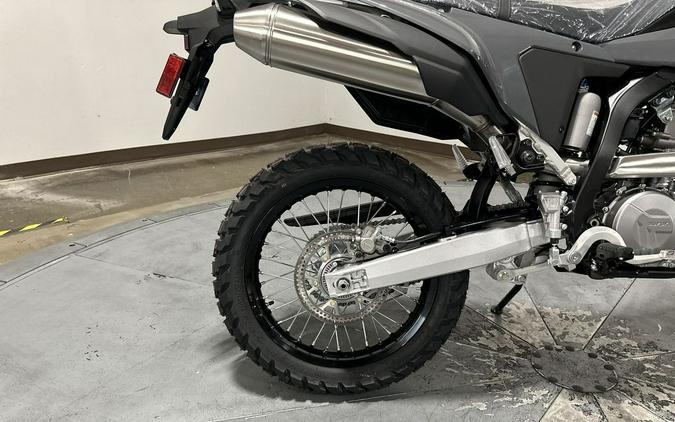 2026 Suzuki DR-Z 4S+