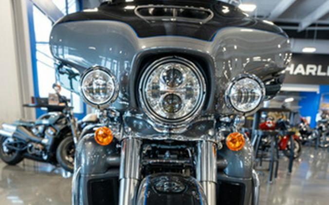 2022 Harley-Davidson FLHTCUTG - Tri Glide Ultra