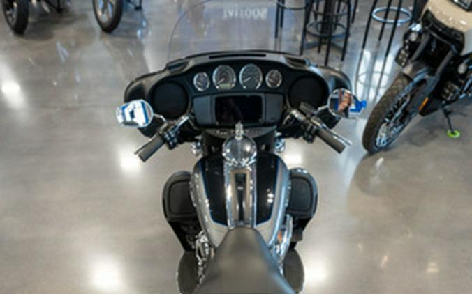 2022 Harley-Davidson FLHTCUTG - Tri Glide Ultra