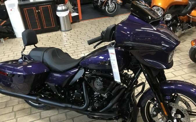 2026 Harley-Davidson® Street Glide® Purple Abyss - ADD for: Day Tripper PKG Installed