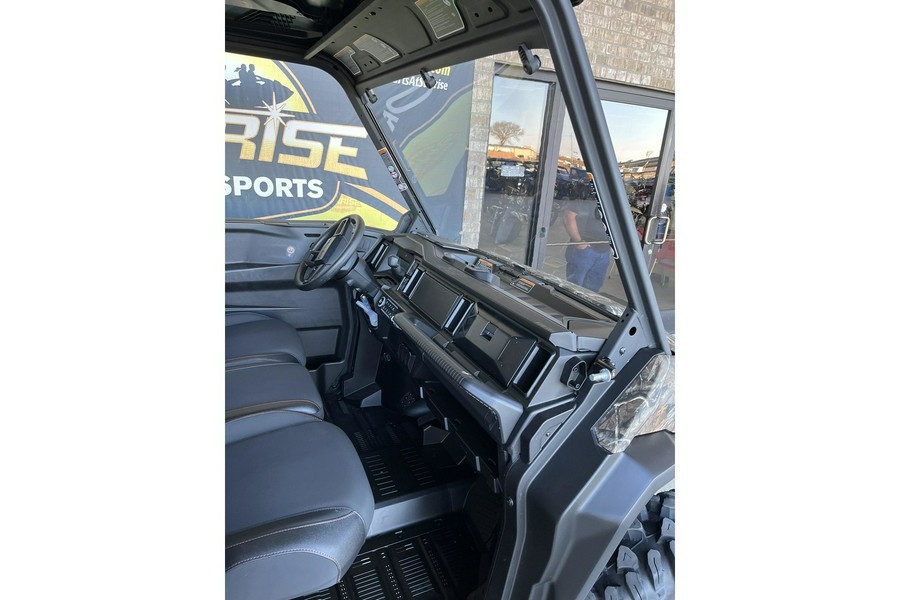 2026 Can-Am Defender X mr with Half Doors HD11