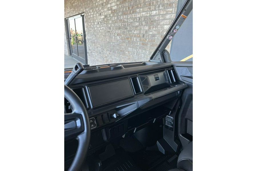 2026 Can-Am Defender X mr with Half Doors HD11