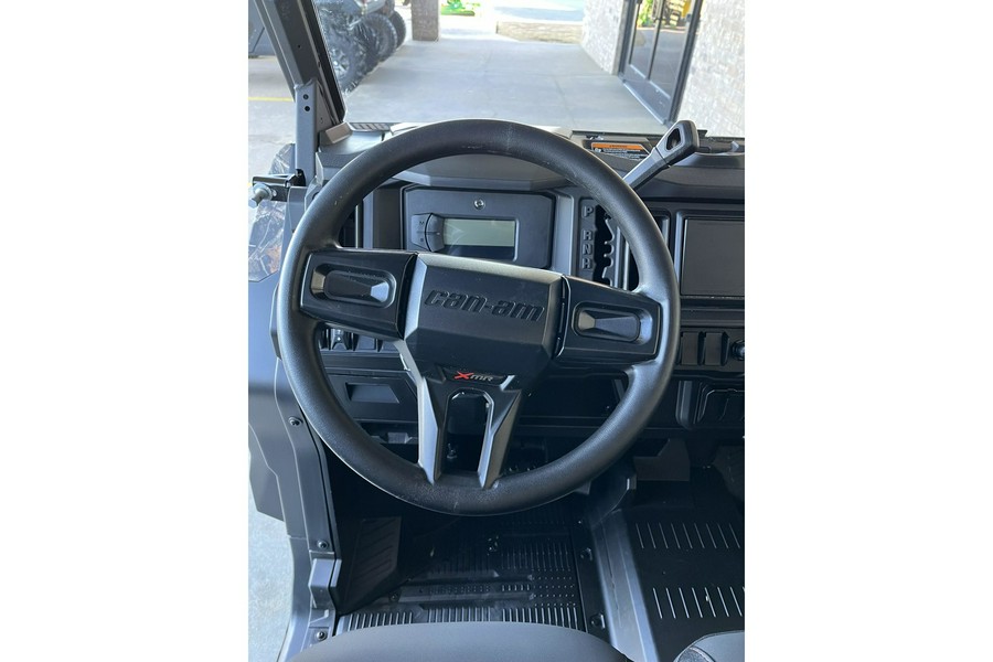 2026 Can-Am Defender X mr with Half Doors HD11