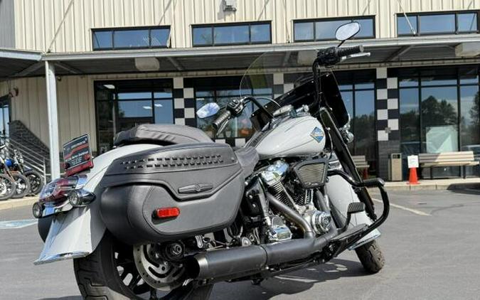 2025 Harley-Davidson Heritage Classic FLHC