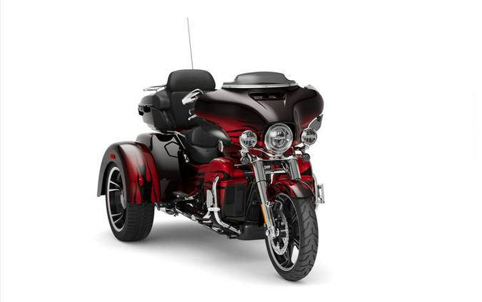 2022 Harley-Davidson® CVO TRI GLIDE