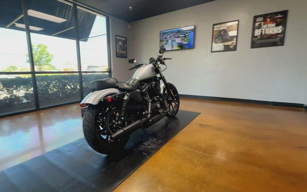 2020 Harley-Davidson® Iron 883™ Barracuda Silver Denim