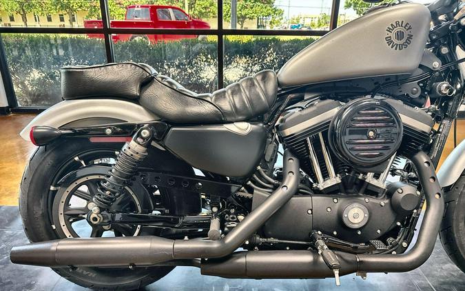 2020 Harley-Davidson® Iron 883™ Barracuda Silver Denim