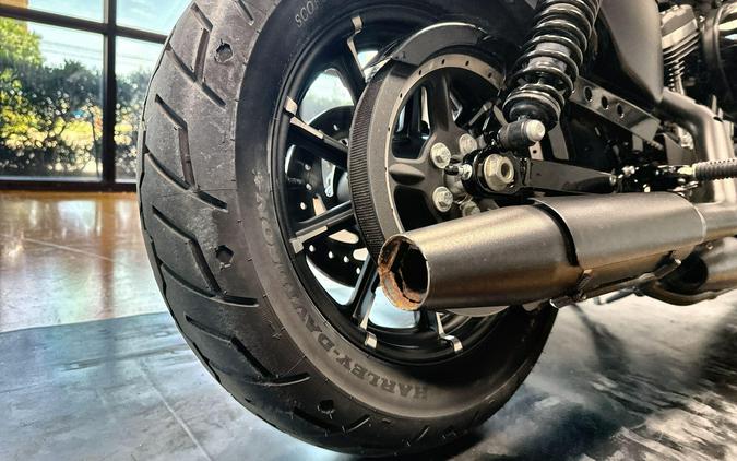 2020 Harley-Davidson® Iron 883™ Barracuda Silver Denim