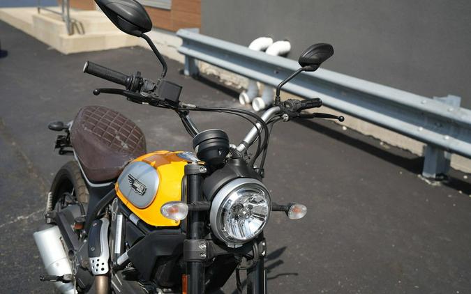2015 Ducati Scrambler Icon '62 Yellow