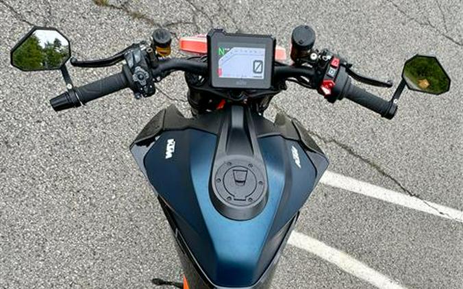 2022 KTM 1290 Super Duke R EVO