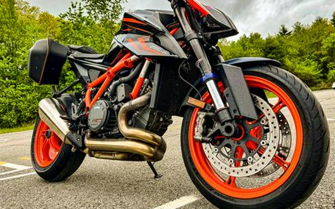 2022 KTM 1290 Super Duke R EVO