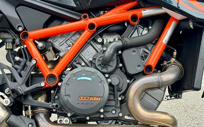 2022 KTM 1290 Super Duke R EVO