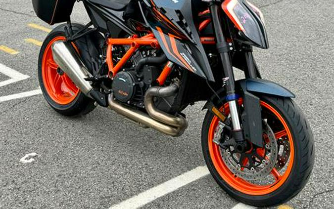 2022 KTM 1290 Super Duke R EVO